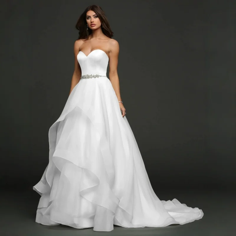 Luxury Plain A Line Bridal Gown Strapless Corset Bodice Layer Ruffle Organza Skirt Detachable Crystal Sash Church Wedding Custom