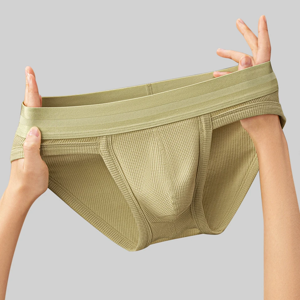 

Мужские трусы больших размеров из вафельного хлопка, высокоэластичные, с раздельными вставками, дышащие, комфортные.