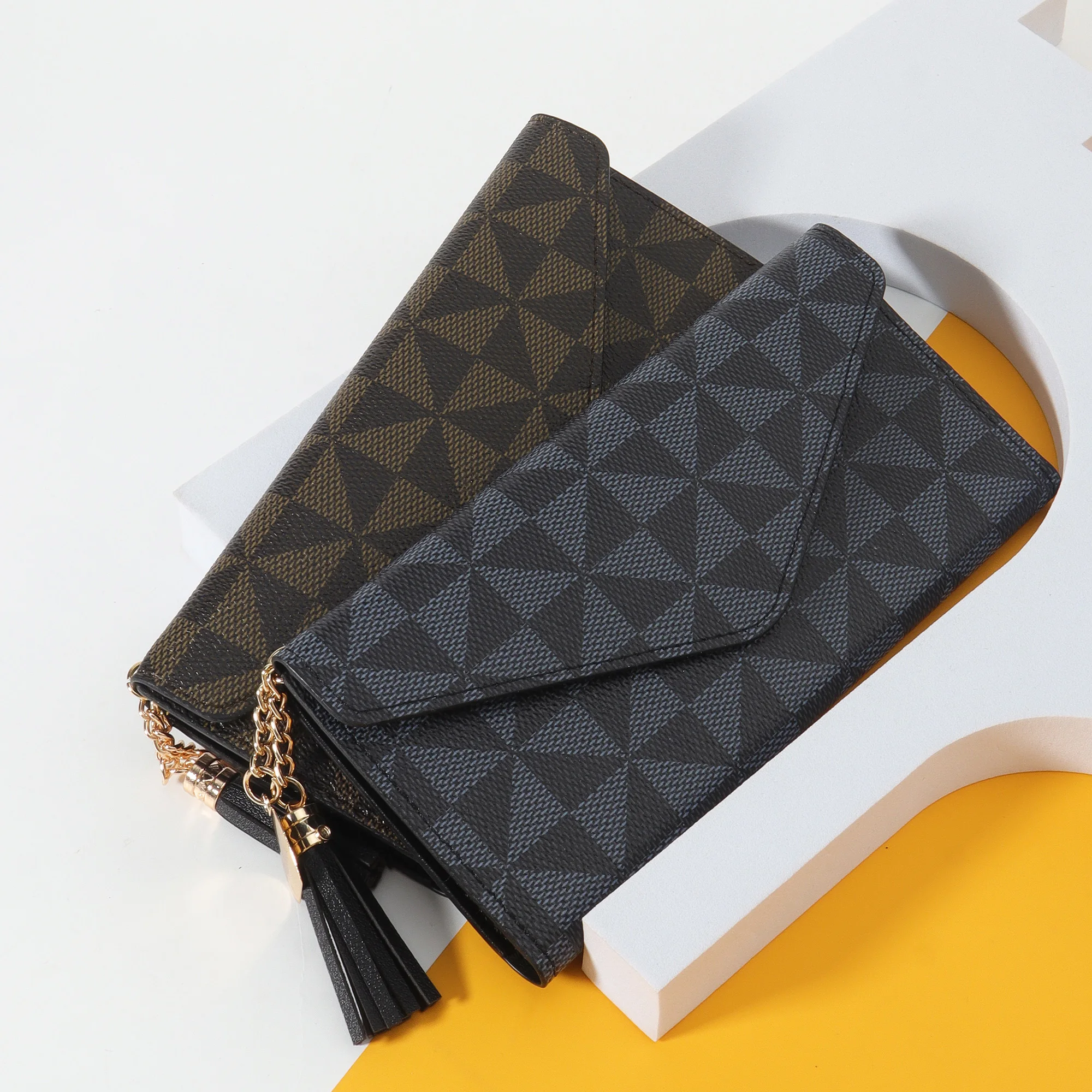 กระเป๋าสตางค์ใบยาวสำหรับผู้หญิงกระเป๋าสตางค์อเนกประสงค์กระเป๋าสตางค์ใส่เหรียญกระเป๋าสตางค์แบบพับหนัง PU หรูหราสำหรับผู้หญิง