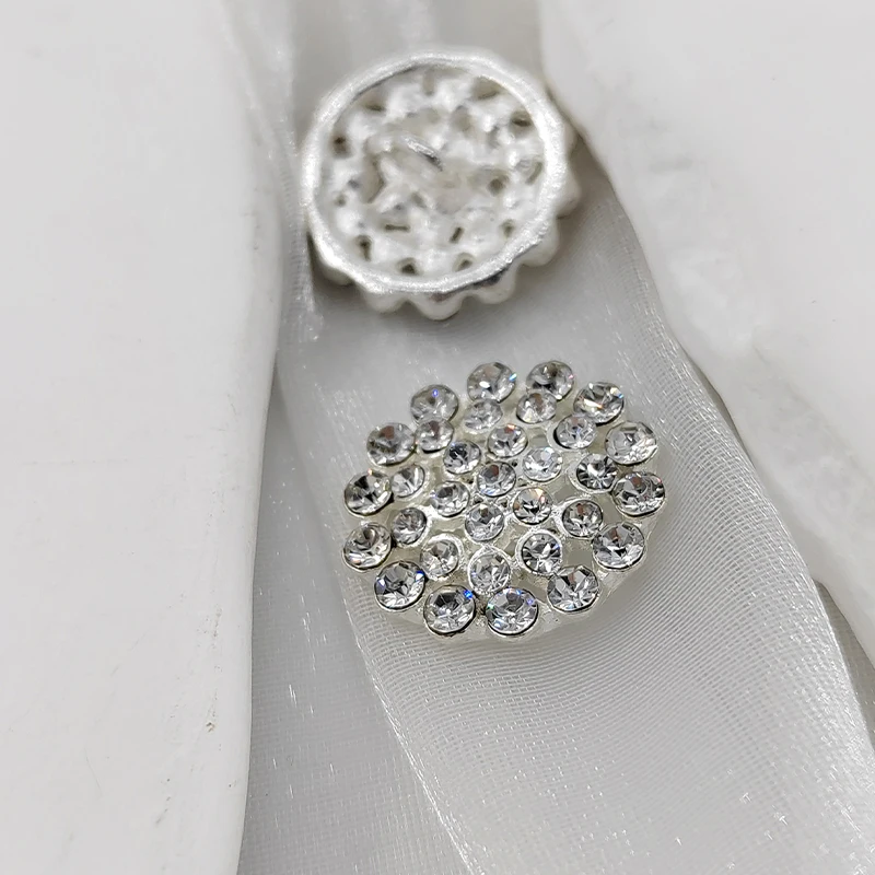 

15/20 посеребренные Роскошные планшетоны с хвостовиком, цветочный дизайн, швейные модные декоративные пуговицы для шитья, аксессуары для одежды, «сделай сам»