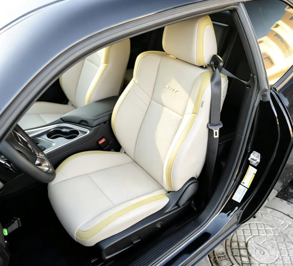 Für Dodge Challenger 2015 Maßgefertigte Autositzbezüge Luxuriöses Nappaleder 100% Passgenau Innenraumzubehör 360 ° Vollständige Abdeckung – Detail 2