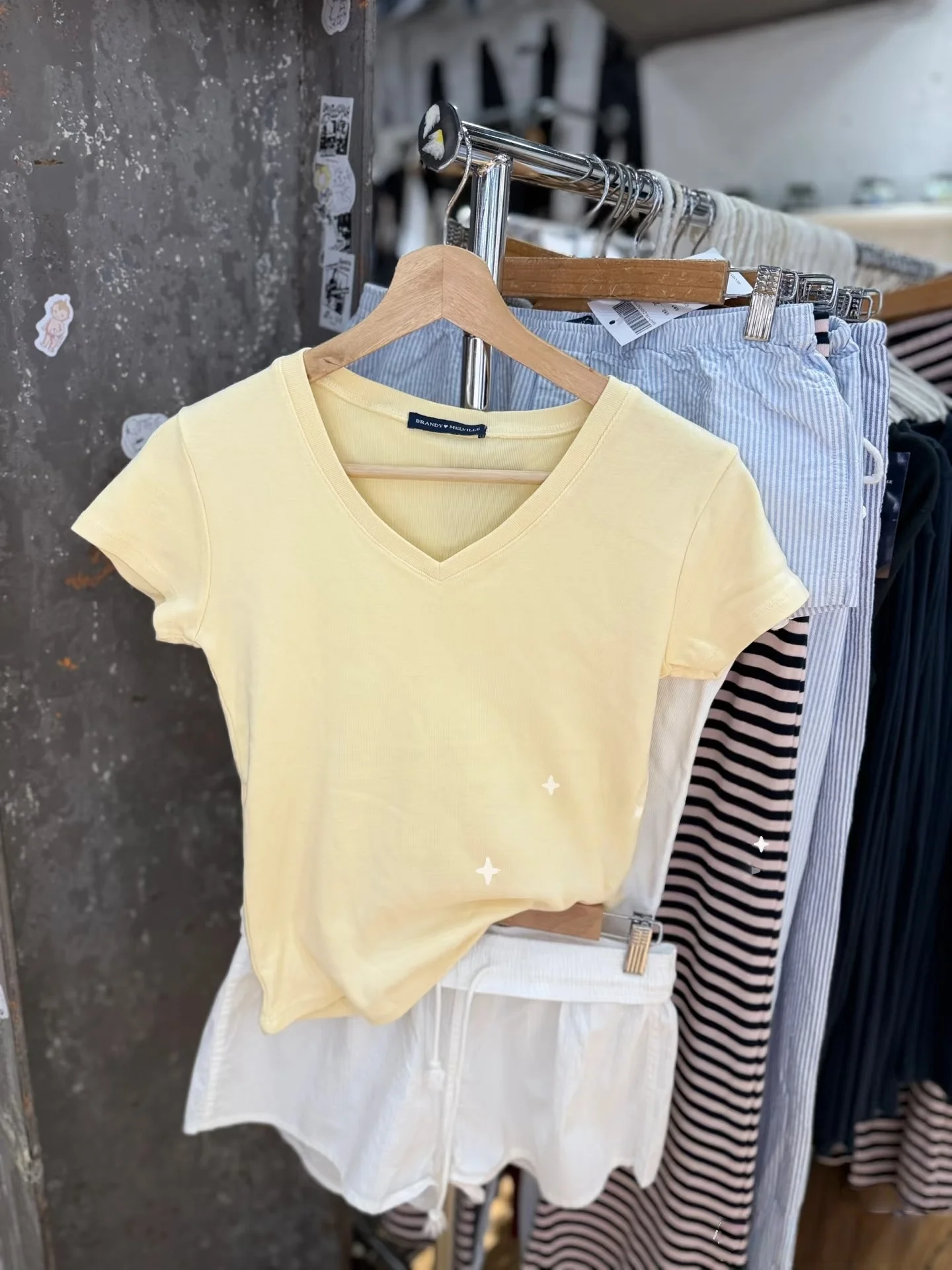 

Brandy BM Color Pure Cotton Yellow V-ne ort Sve Women's T-irt Comfortable Breathable Casual Top