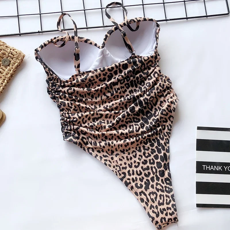 Neue Push-up Frauen Bade bekleidung einteiligen Badeanzug weibliche High Cut Monokini Leopard Badende Strand tragen Badeanzug Badeanzug