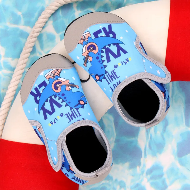 Sommer Hai Kaninchen Jungen Mädchen Aqua Hausschuhe Cartoon Strands chuhe für Kinder barfuß schwimmen rutsch fest Kleinkind Kinder Hausschuhe