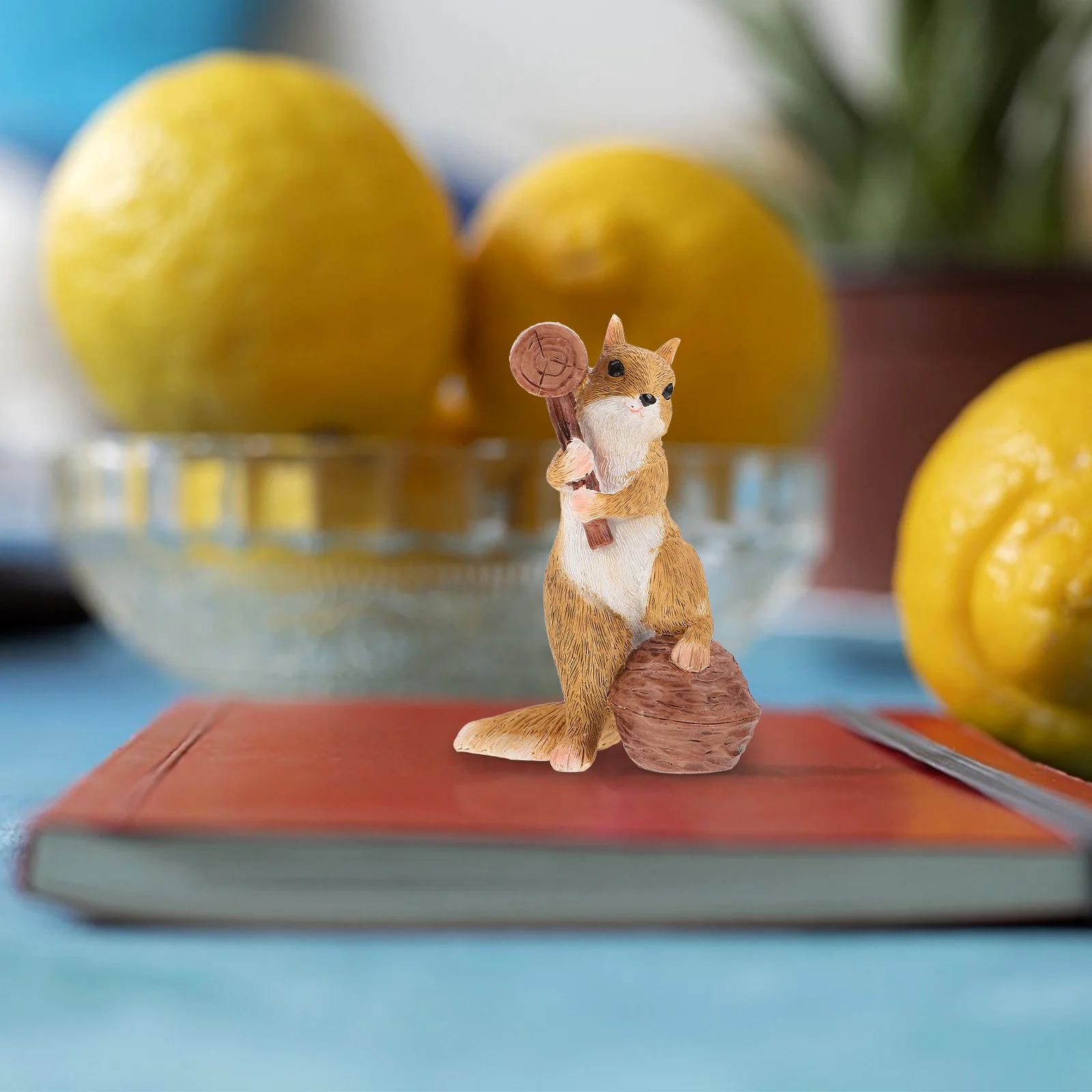 

1Pcs Colorful Resin Squirrel Ornament Creative Design Desktop Statue Home Office Garden Decor Vivid Little Squirrel Structure