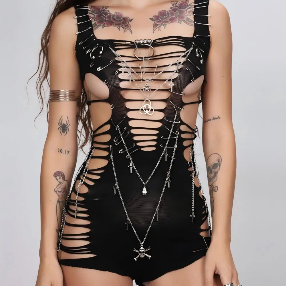 Women's Y2K Gothic Cyber Goth Cross Crop Top Emo Grunge Punk Style 90s ALT E Girl Chain Tank Top Sexy Cyber Chain Clothing