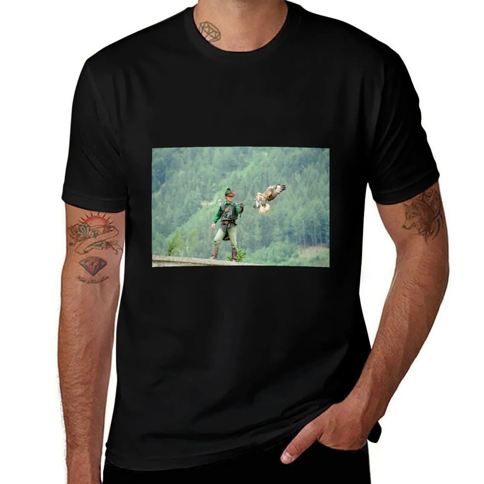Robin Hood with eagle T-Shirt Basic Simple Design Short Sleeve Shirt T-Shirt