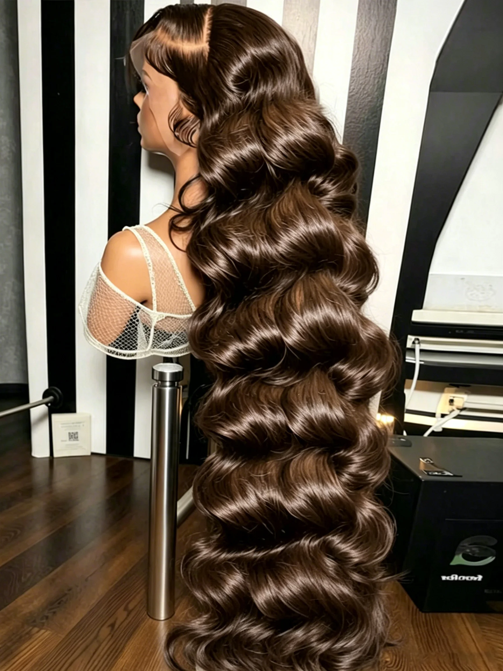 Perruque Lace Frontale Ondulée Marron Chocolat 26 28, Dentelle HD Transparente 13x4, Pré-épilée, Cheveux Humains Colorés