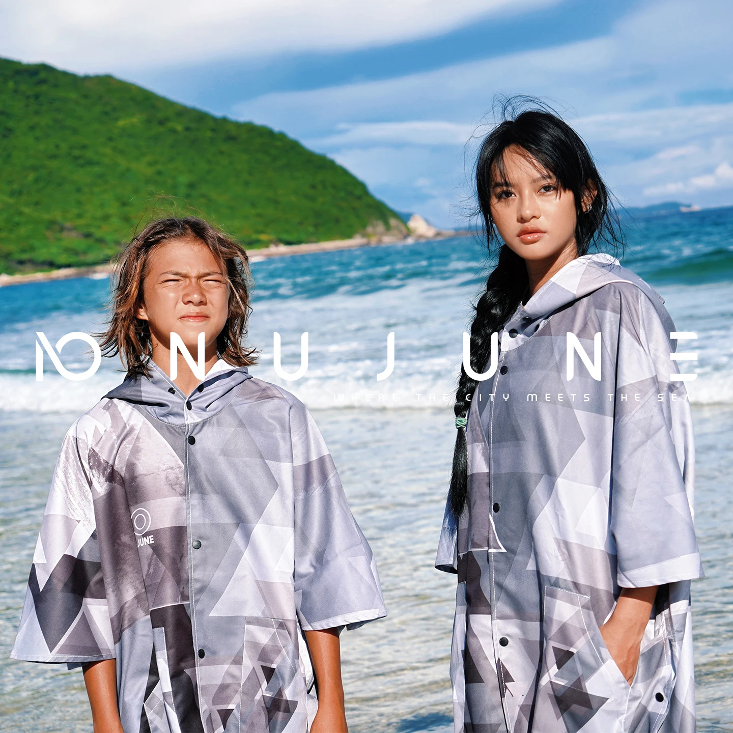 Nu-June Kids Surf Poncho with Button Pocket Changing Poncho Children Quick-Dry Waterproof Towel Wetsuit for Swimming Surfing