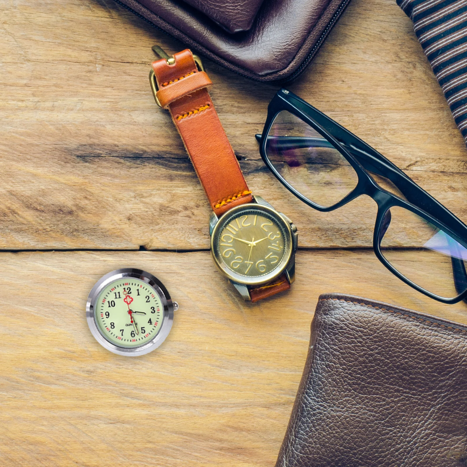 

2Pcs Night Luminous Clock Dial for DIY Quartz Pocket Watch Repair - Simple Clear Glass Face Replacement Suitable for Nurse Fob