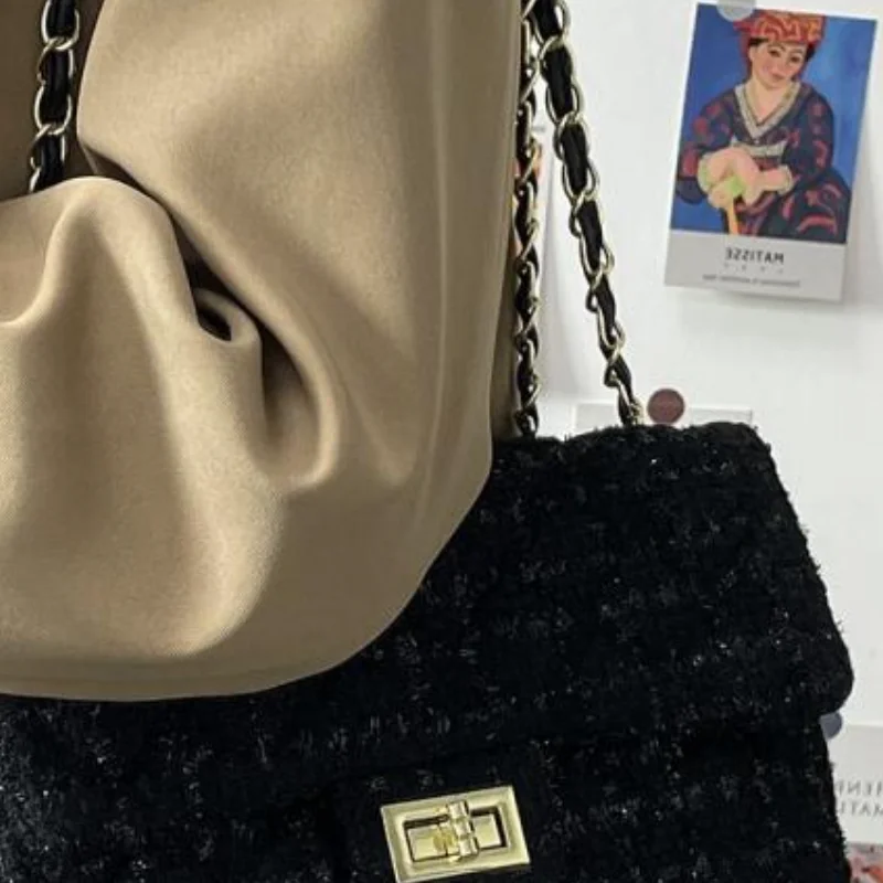 Female Shoulder Bags New Black Small Fragrant Wind Rhombic Lattice Chain Bag Lady Leisure Crossbody Bag Fashion Small Square Bag