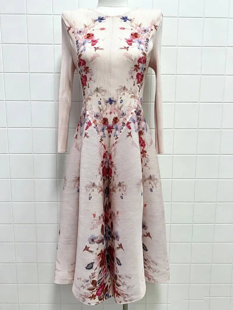 Miyake Pleated Print Dress 2024 New Early Spring Fashion Elegant A-line Swing Dress Elegant Women's Clothing High-quality