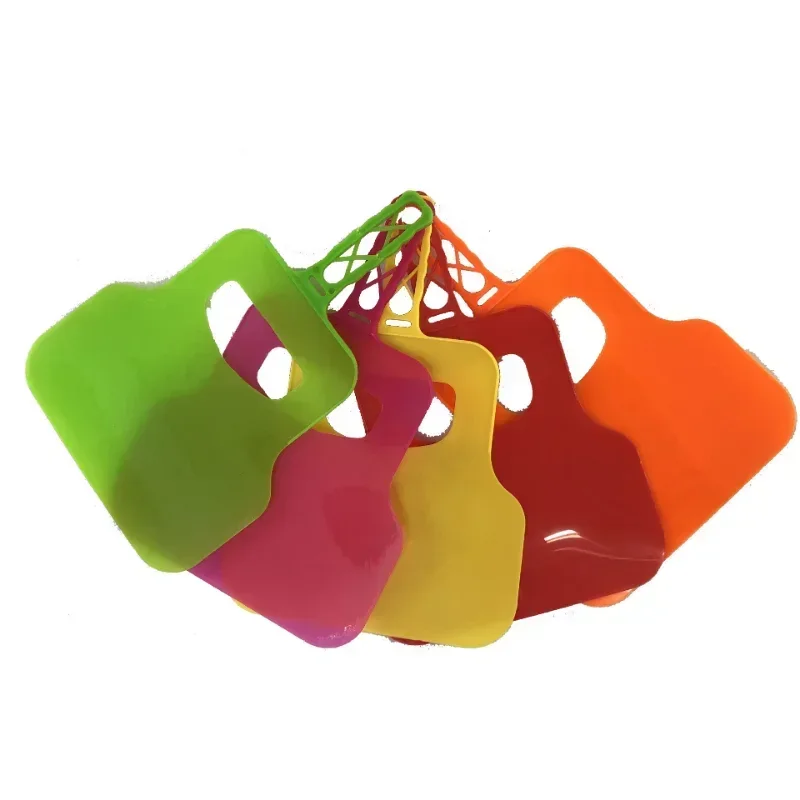 

1PC Random Color Plastic Heat Resistant Barbecue Fan Handheld Manual Grill Fan Hand Crank Blower for Outdoor Camping