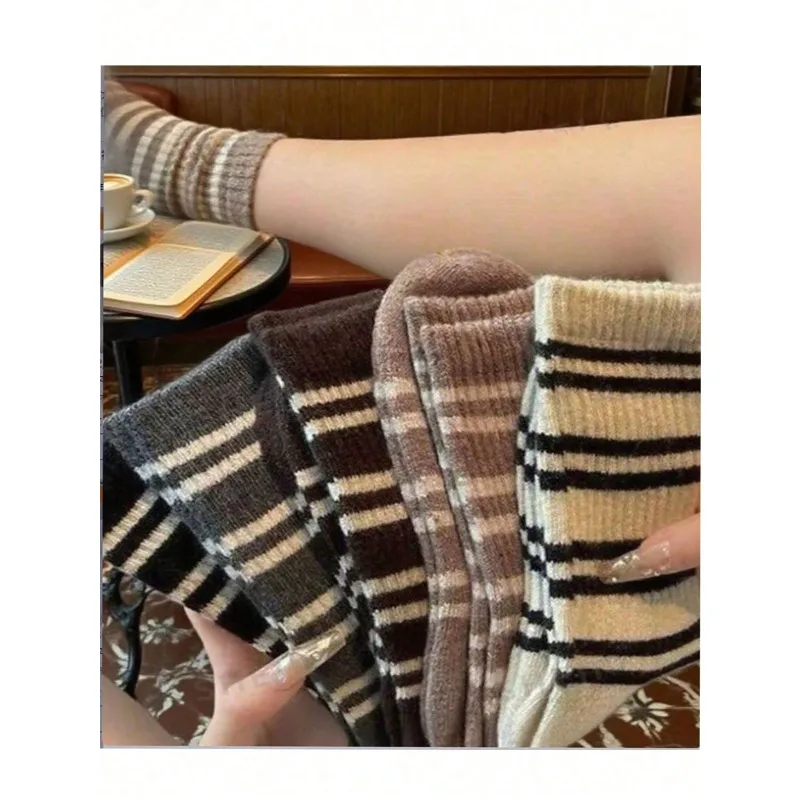 5 Pairs Of Autumn And Winter New Mid Tube Socks,Warm Striped Long Socks,Contrasting Striped Wool Women's Mid Tube Socks