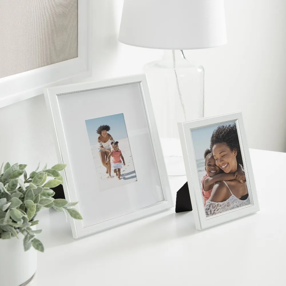 5x7 Tabletop Picture Frame Elegant Silver Decorative Border for Home Office Desk Display Holds Photo 5 by 7 Inches Perfect for Wedding Family Portraits Gift Idea Modern Minimalist Design with Easel Stand and Glass Front