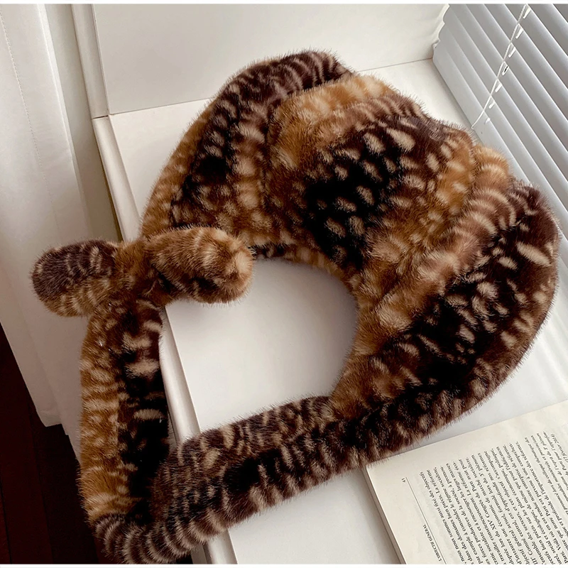 Hobo-Schultertasche mit Hirschmuster und Kunstfell, flauschige Plüsch-Unterarmtasche, weiche, flauschige Handtasche mit Tragegriff, süße, warme Wintertasche. – Detail 15