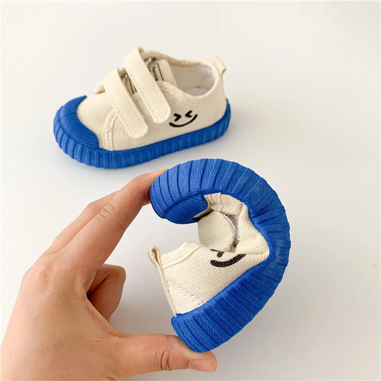 Children\'s Canvas Shoes 2022 Spring New Soft Sole Shoes Biscuit Shoes Boys Shoes Kindergarten Girls Baby White Shoes