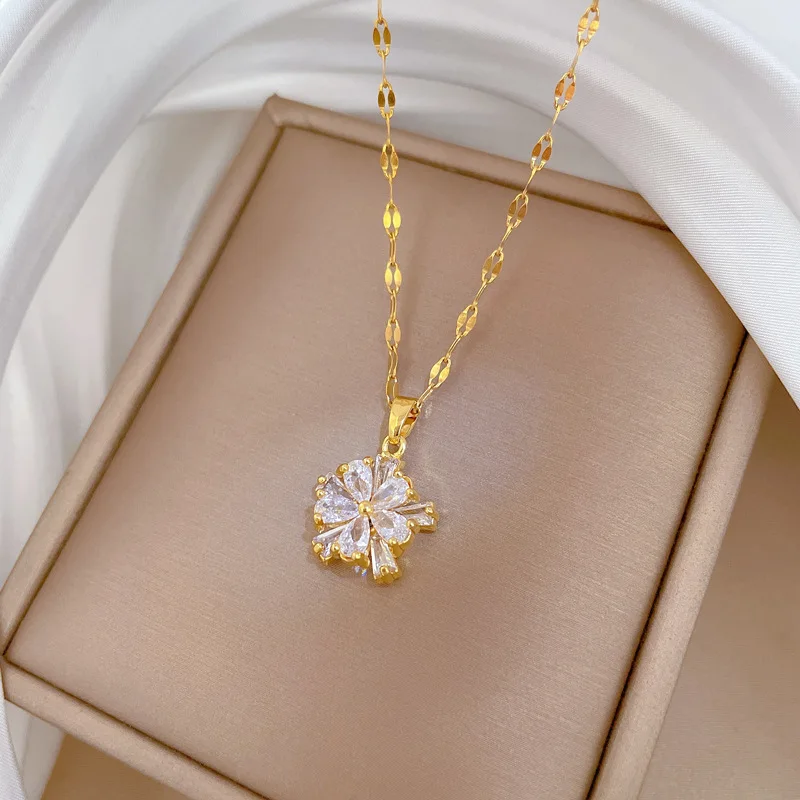 Stainless Steel Classic Charming Flower Necklace and Earrings Set Light Luxury Micro-Setting Elegant Banquet Jewelry