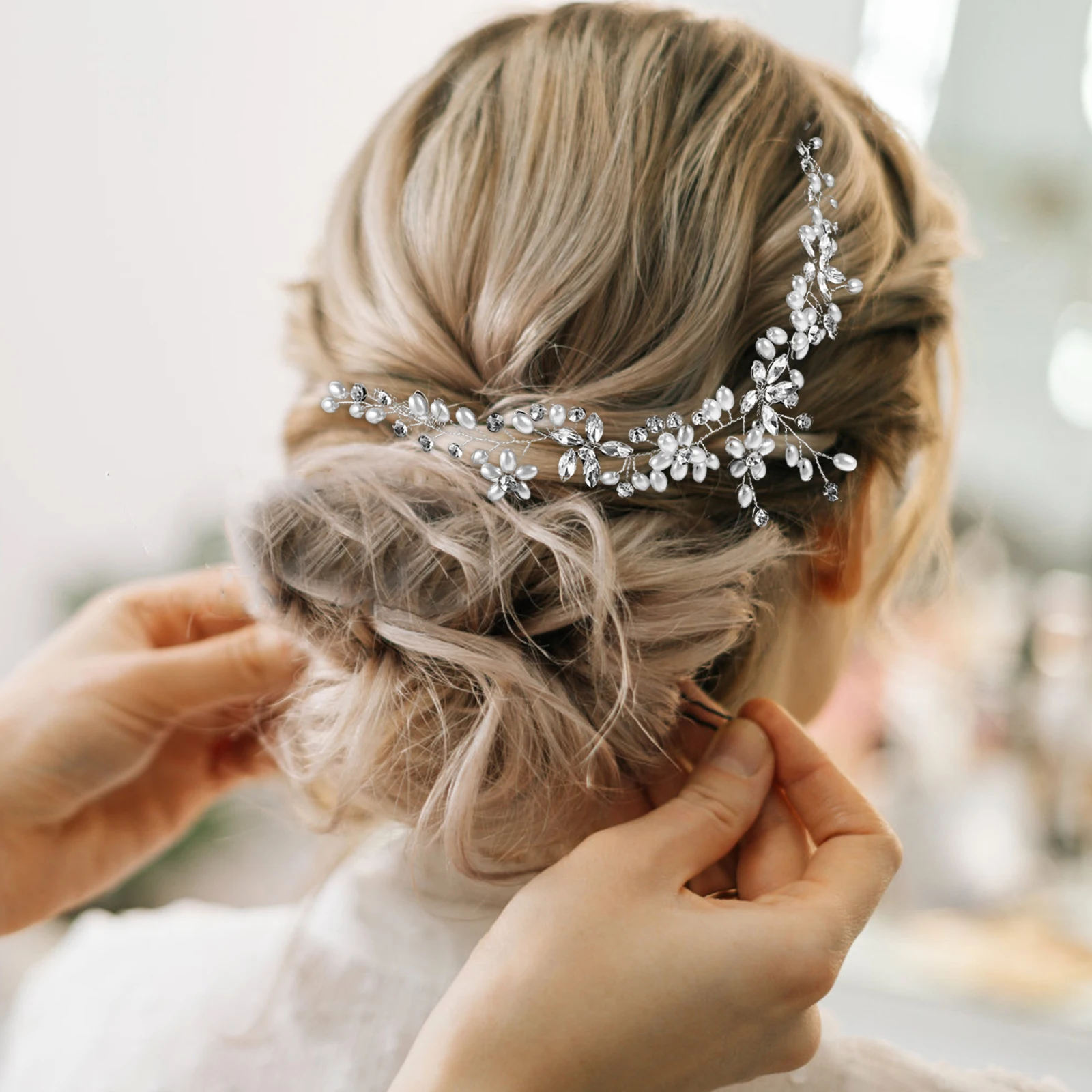 

Bridal Pearl Headband Rhinestone Hair Accessories for Wedding Bride Simple Versatile Headpiece Headbands