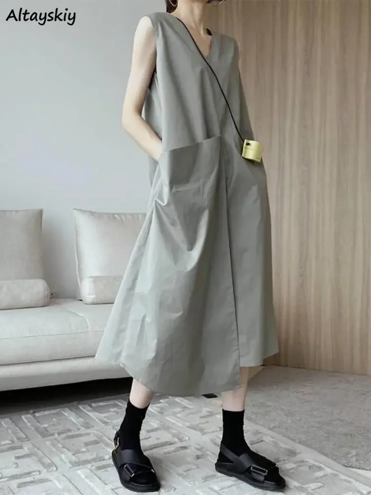 Dresses Women Solid Simple Summer Sleeveless Temperament Daily Leisure Loose Korean Style V-neck Ladies Elegant Tender Fashion