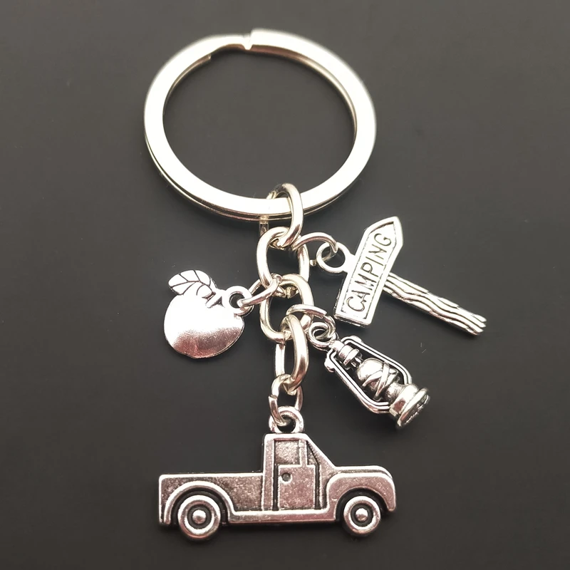 Newest Happy Camping Cute Caravan Camp Camper Key Signpost Keychain Traveler Keychain