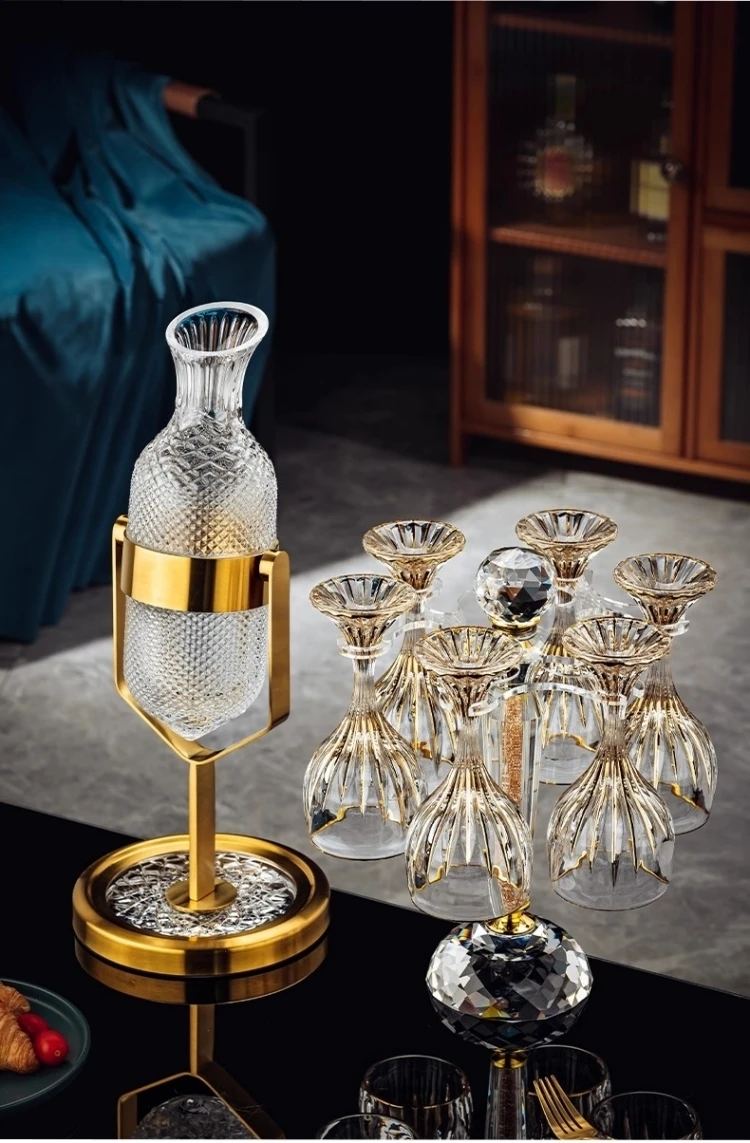 Высококачественный роскошный графин во французском стиле, креативный диспенсер для вина, кувшин для домашнего декора, ярко-красный бокал для вина, набор хрустальных подставок