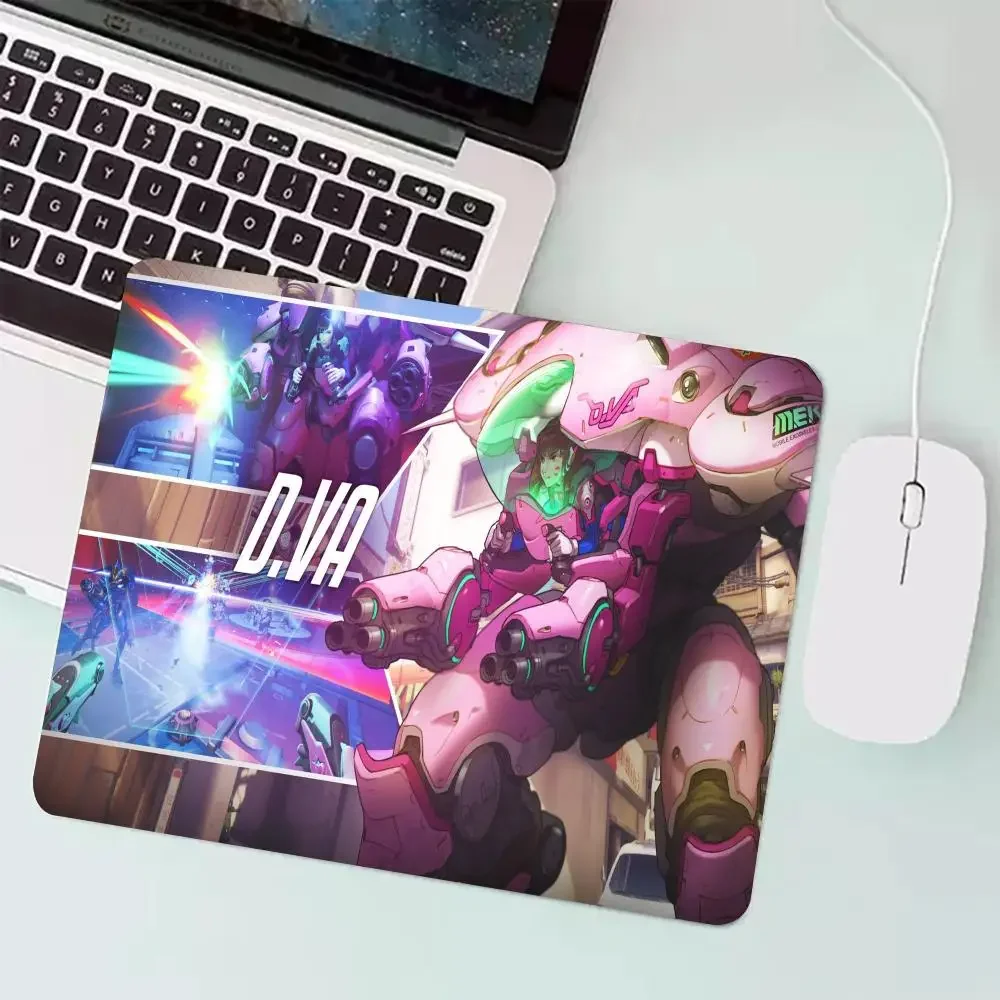 

Rubber Hot selling overwatch small MousePad HD Printing Mouse Game Pad Table Pad Portable SuitableDesktop Laptop small MousePad