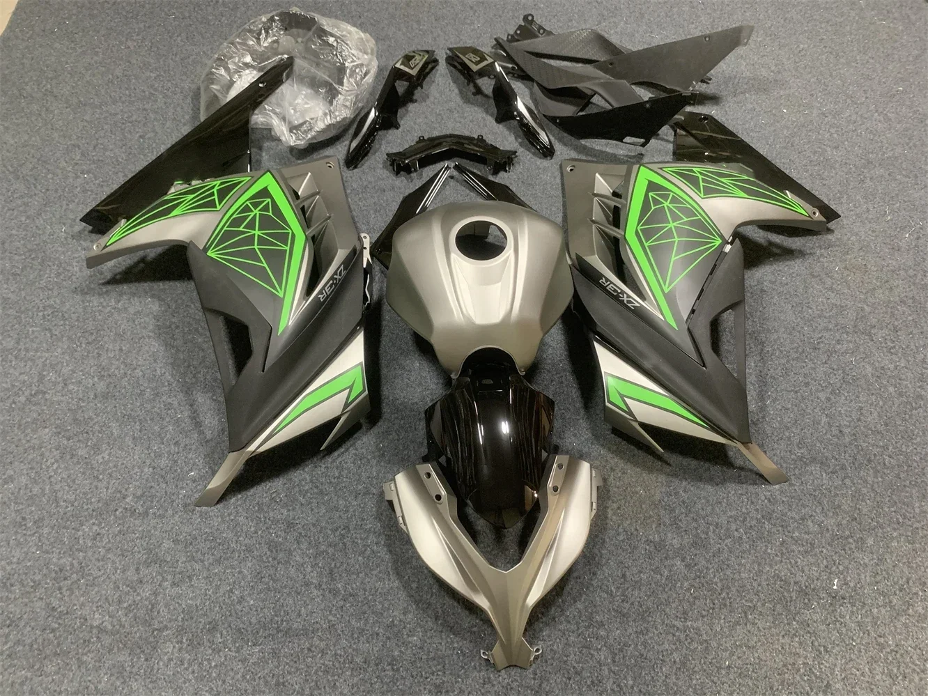 

Motorcycle Fairing Kit ABS Plastic Injection Fairings Full Bodywork Cowl For EX300 NINJA 300 EX250 Ninja250 2013-2017