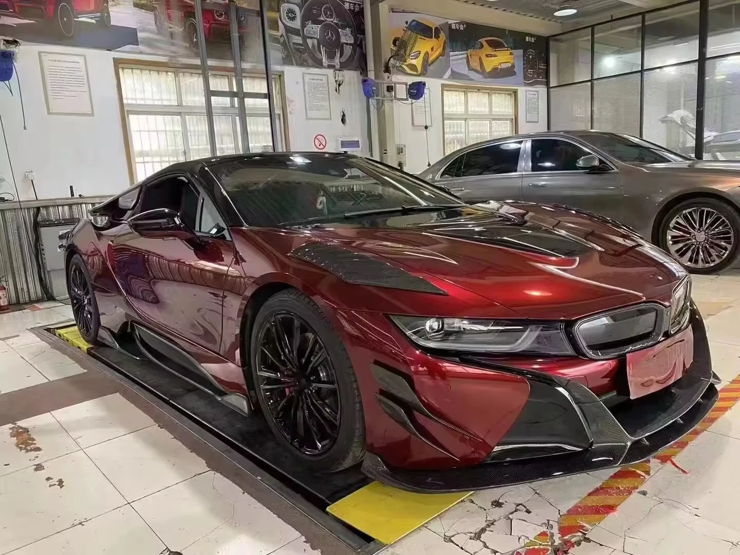 High Quality I8 Carbon Fiber EB Style Rear Diffuser Kit Front Lip Spoiler Side Skirts Mirror Covers New Retrofit Easy