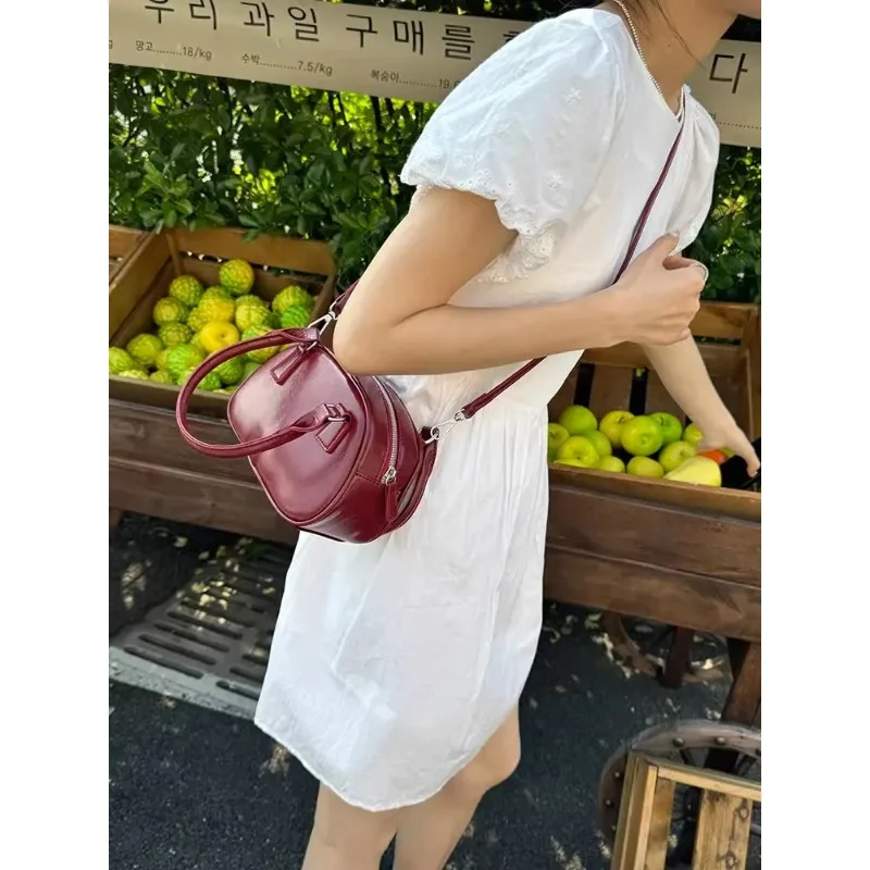 كوريا الجنوبية 2025 ذات الاهتمام الخاص حقيبة صغيرة مربعة حقيبة أنثى رائعة ومتعددة الاستخدامات الكتف Crossbody البولينج B...