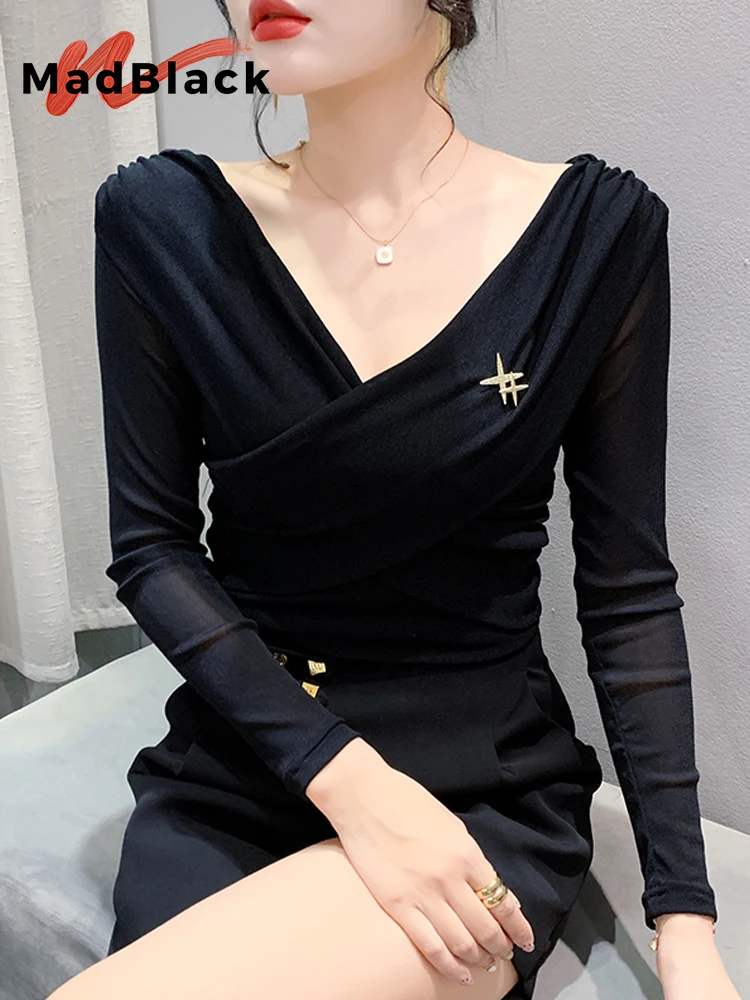 

MadBlack-Women's European T-Shirt, Sexy V Neck Patchwork, Streetwear Long Sleeve Slim M-3XL Tee, 2025 Autumn Winter New T59544CC