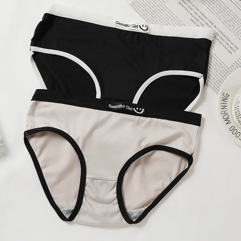 Beautiful Girl Women Panties Simple Sports Underwear Japanese Black White Cotton Briefs Seamless Comfortable Lingerie