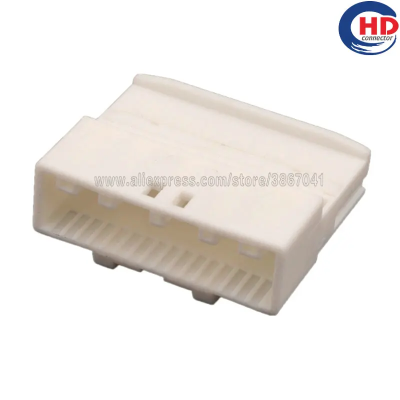 

32pin auto waterproof electric plastic wire harness connector 1612268-1 1318747-1/90980-12153