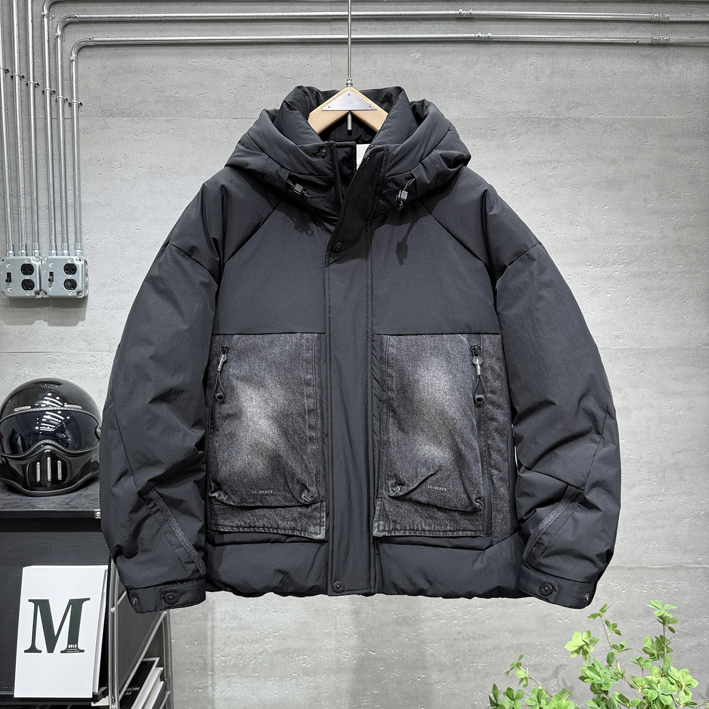 

Casual Loose Men's Du down Jaet Denim Patchwork Workwear Sle Winter Coat Warm Thiened Nylon Fabric Hooded Zipper Closure