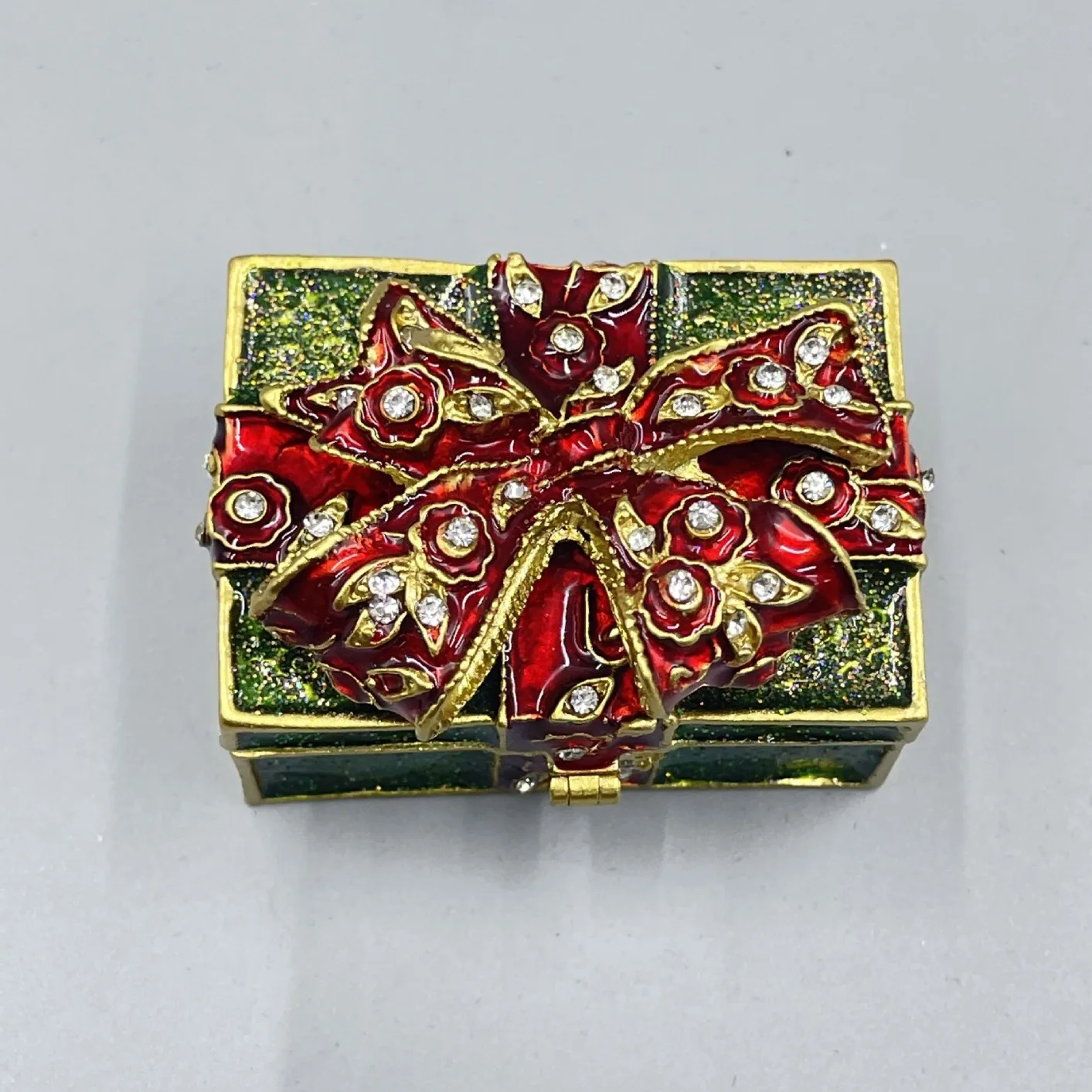 Vintage Jewelry, Small Accessories, Storage Boxes, Art Pieces, Home Decor Pieces