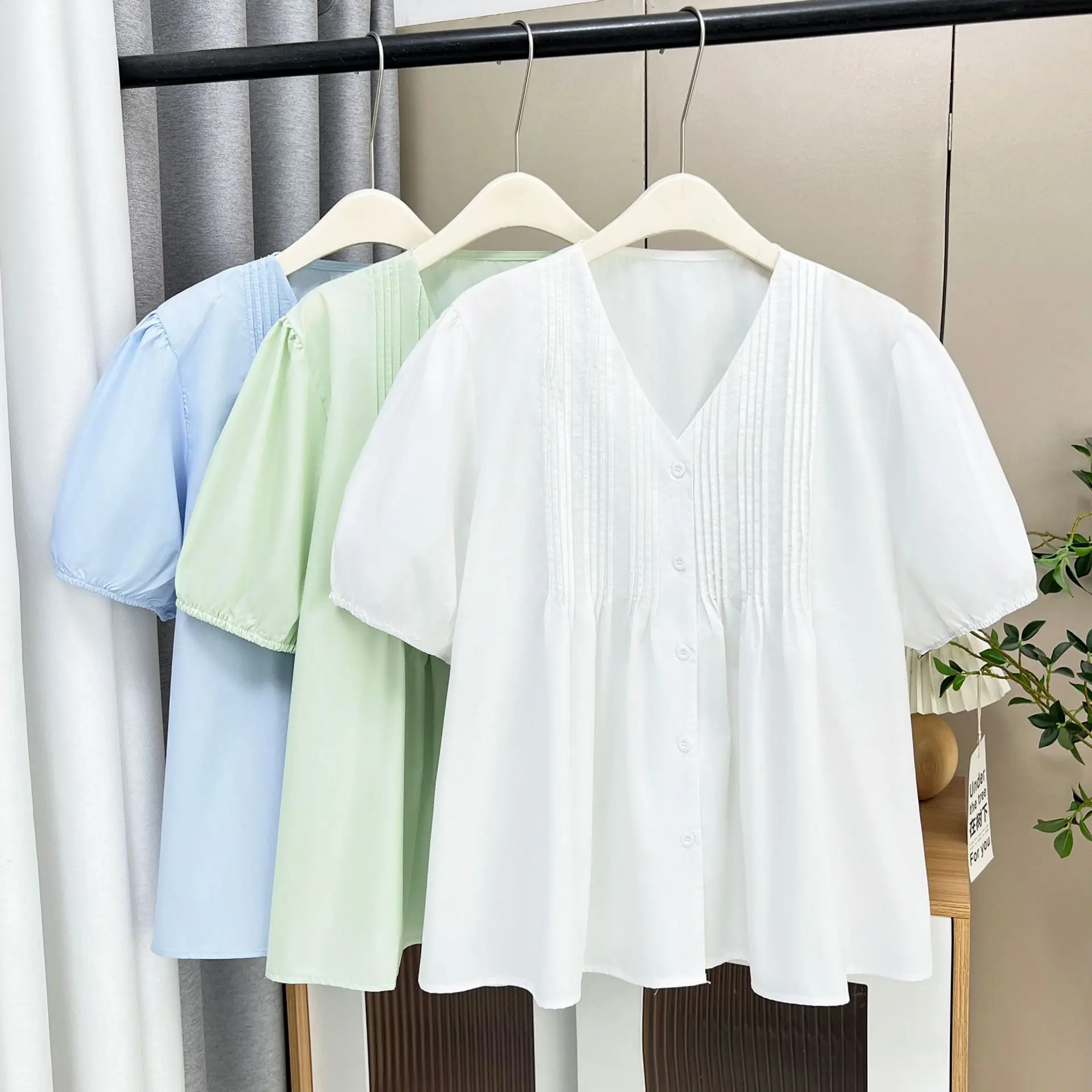 2025 blusas femininas plus size verão novo casual 100kg com decote em v dobra camisa de manga curta 3019