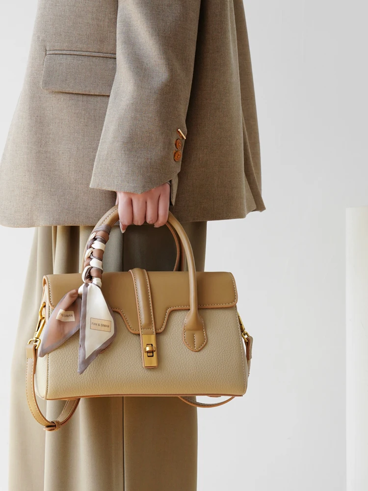

2026 New Commuter Women's Handbag Color Block Large Capacity Shoulder Crossbody Bag Soft PU Leather Daily Use Square Bag
