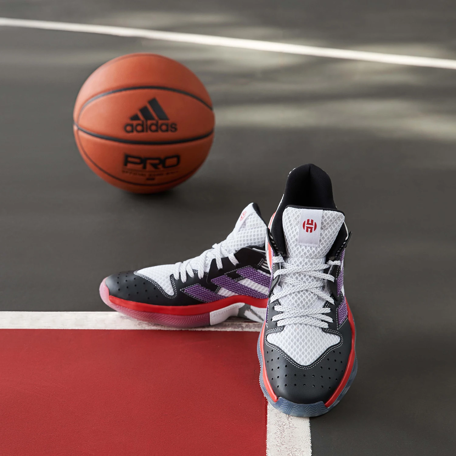 

Adidas Authentic Harden Stepback Men's On-Court Basketball Shoes EH1995