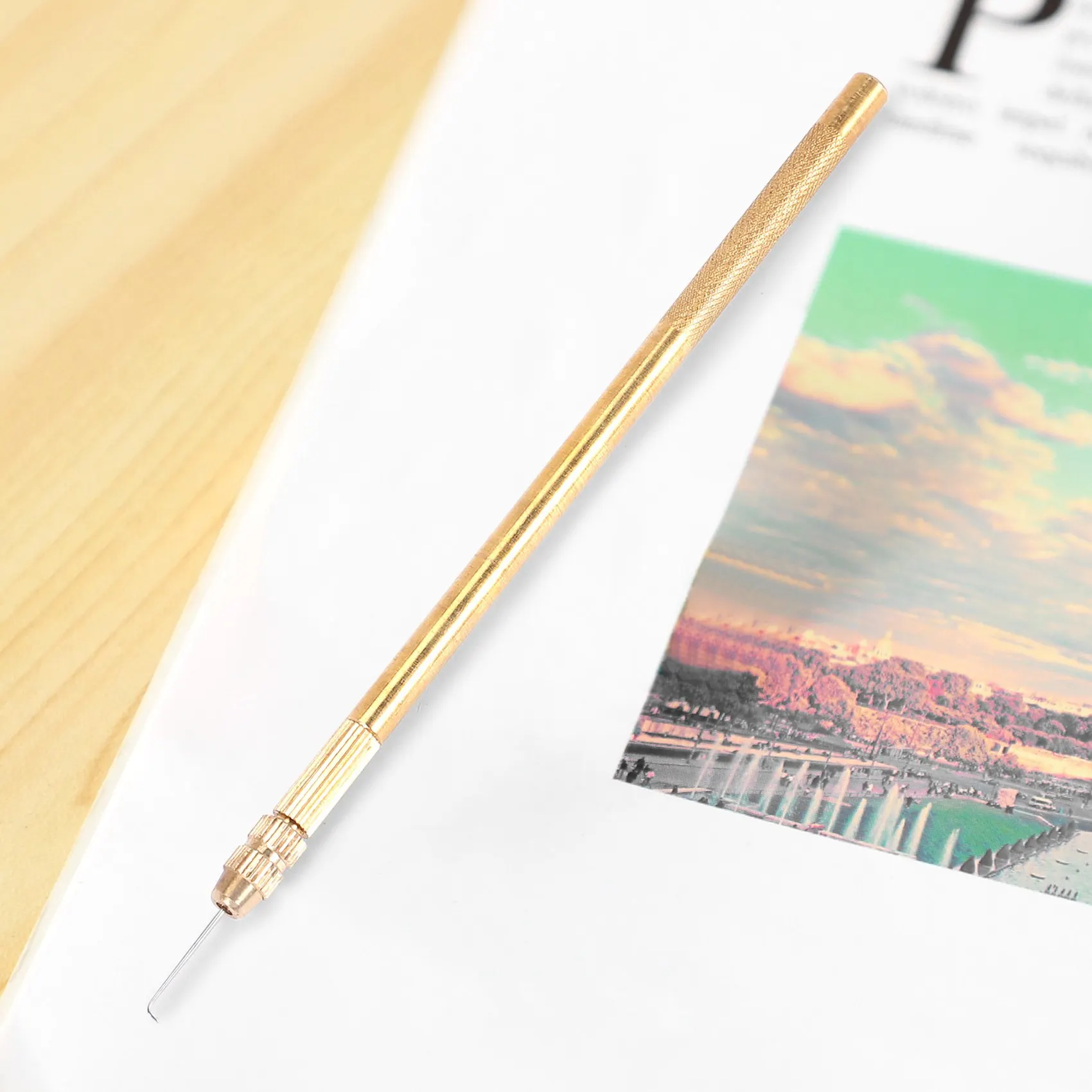 วิกผมโครเชต์ 5 ชิ้นระบายอากาศเข็ม + 1 ทองเหลืองสําหรับวิกผมลูกไม้เข็ม Hairpiece Knotting Hook ชุดตะขอลูกปัด