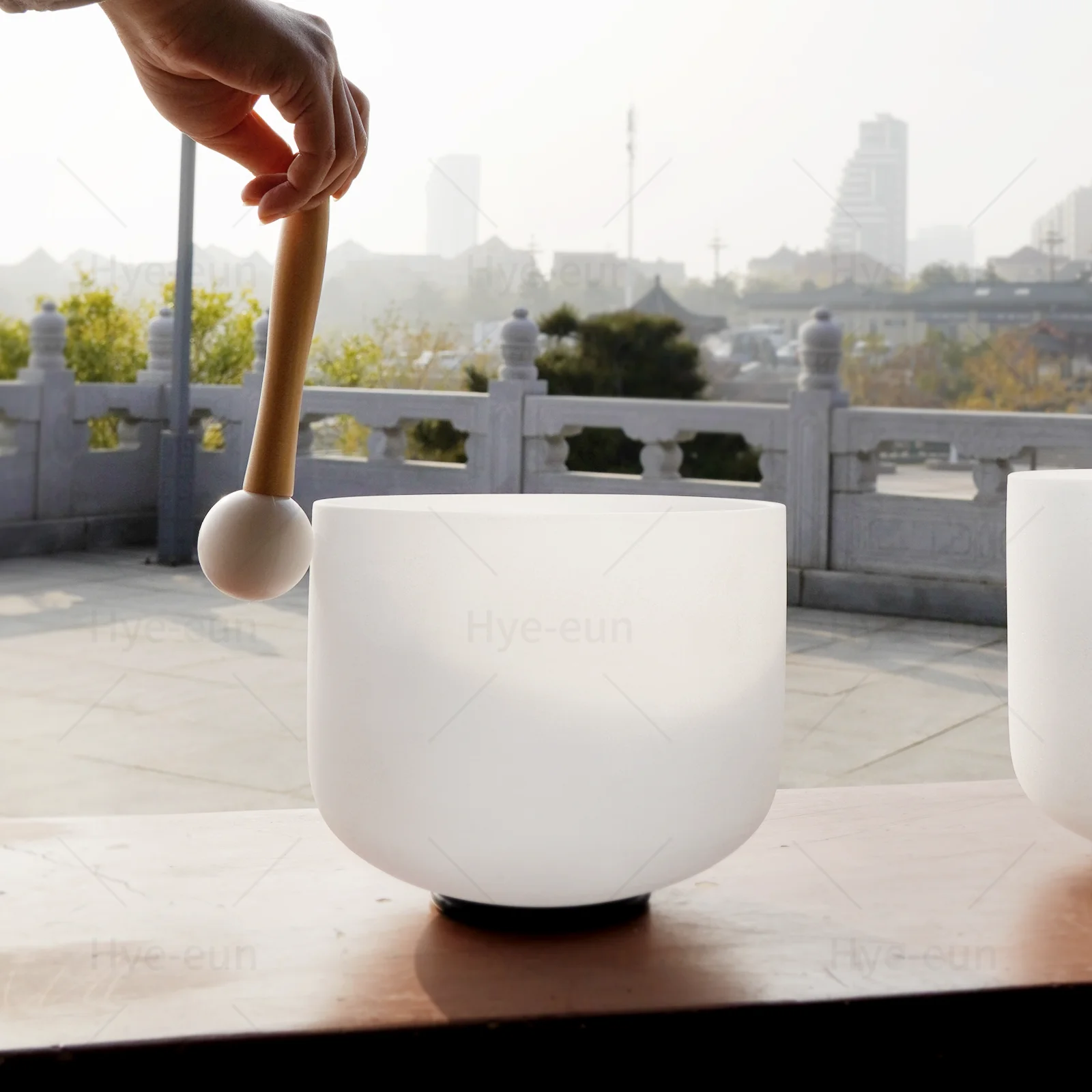 Imagen 7: Hye-eun 7-12 pulgadas Note CDEFGAB Juego de 7 campanas tibetanas de cristal de cuarzo esmerilado Chakra con estuche gratis