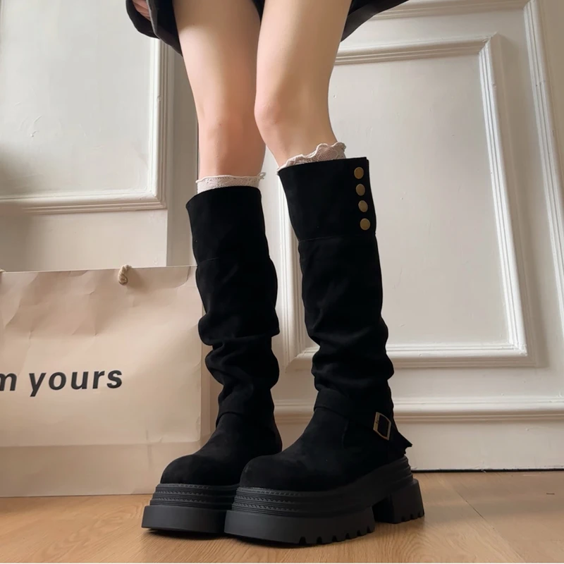 Retro Ruched Leather Long Boots for 2026 Winter, Fashionable and Versatile Style Round Head Platform Thick-soled Women's Boots