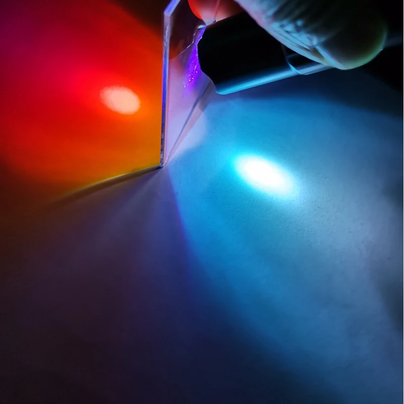 Cross Dichroic Optical Filter Reflect Blue Light ，Through Red Light Prism44x44x0.7mm Splitter Glass K9 Light Filter