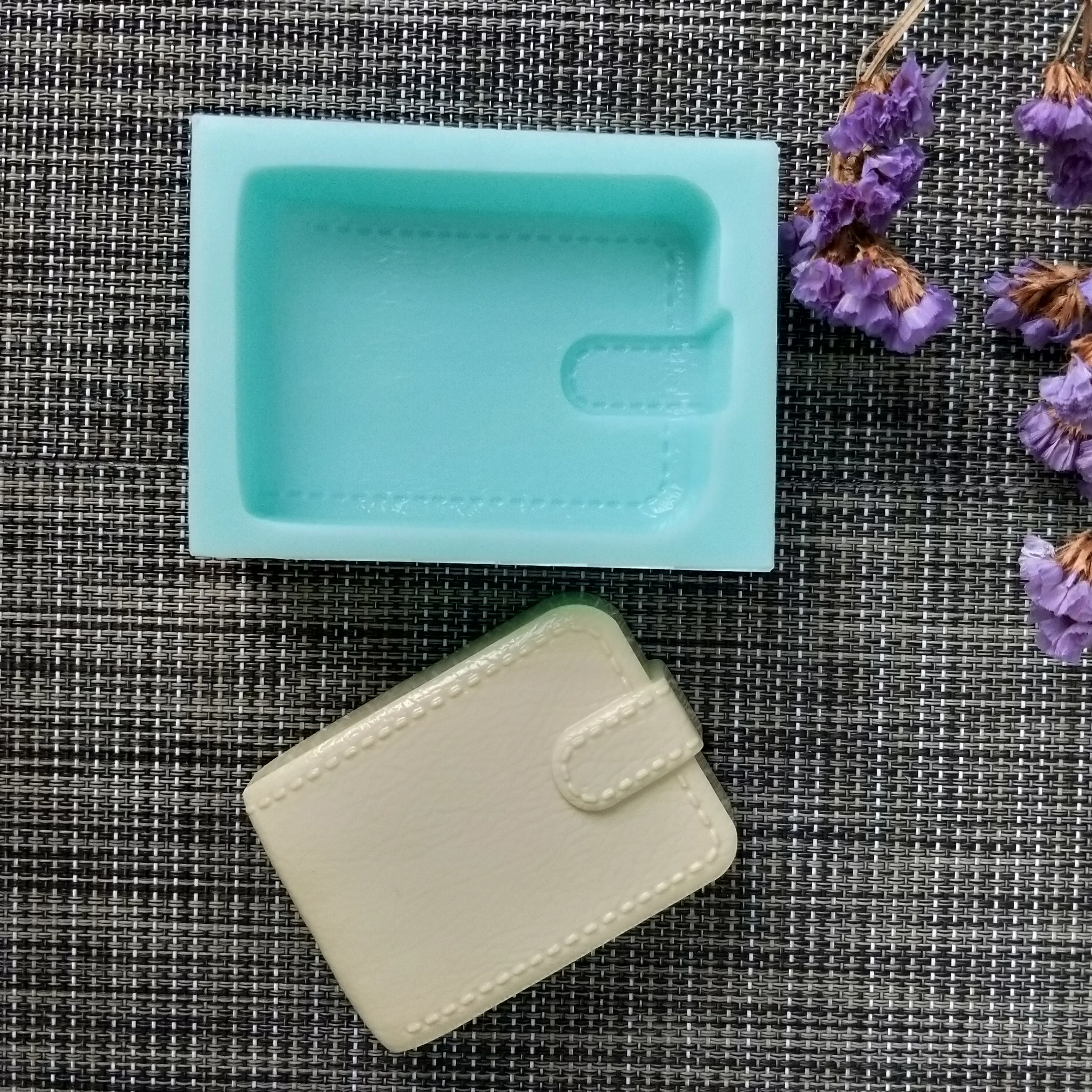 QT0142 PRZY Mold Silicone Soap Mould Card Package Handmade Soap Making Molds Candle Mold Silicone Resin Clay Mold Eco-friendly