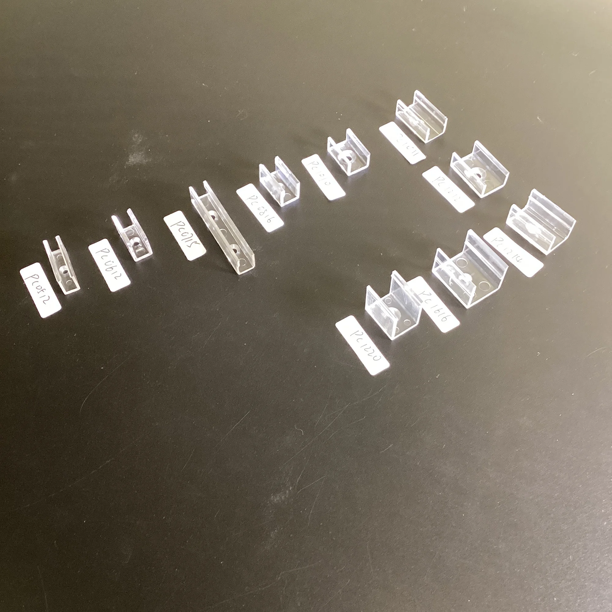 Plastic LED Strip Light Clips, PC Mounting Bracket Fixing Clips Plastic Clamp Holders for Neon RGB Light