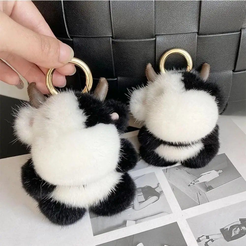 

Long Mane Calf Pendant Stuffed Simulation Mink Fur Cow Keychain with Horn Bag Decor Cute Animal Keychain Backpack Decor