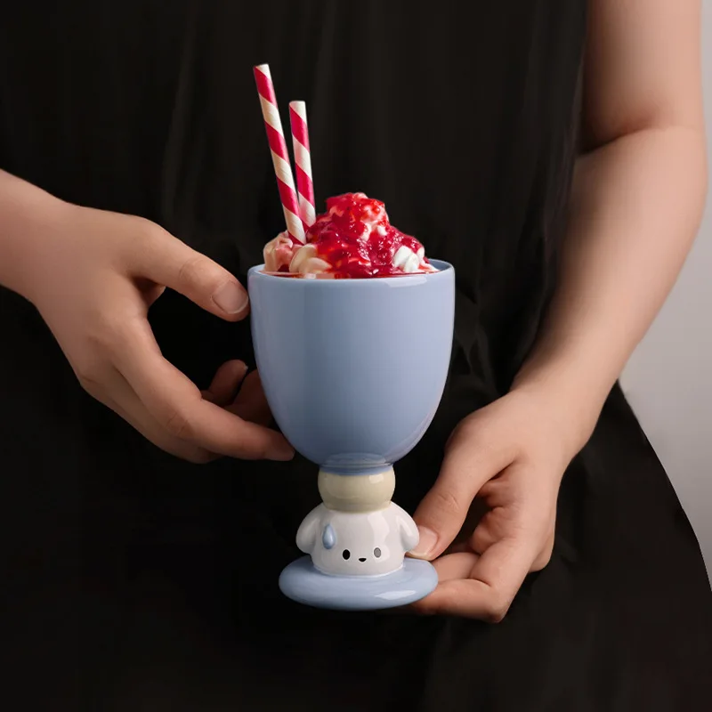

Ceramic high-quality decorative water cup Cute high-stemmed cup Suitable for children's room decoration
