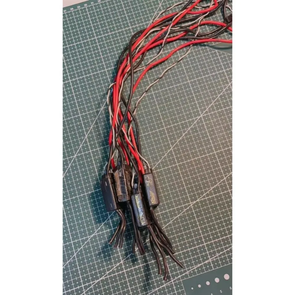 VoltSUsed 2-4pcs Hobbywing XRotor Pro 50 Amp Multi-Rotor Brushless ESC DEO Technology 4-6S 50A Speed Control W/long Power Cable