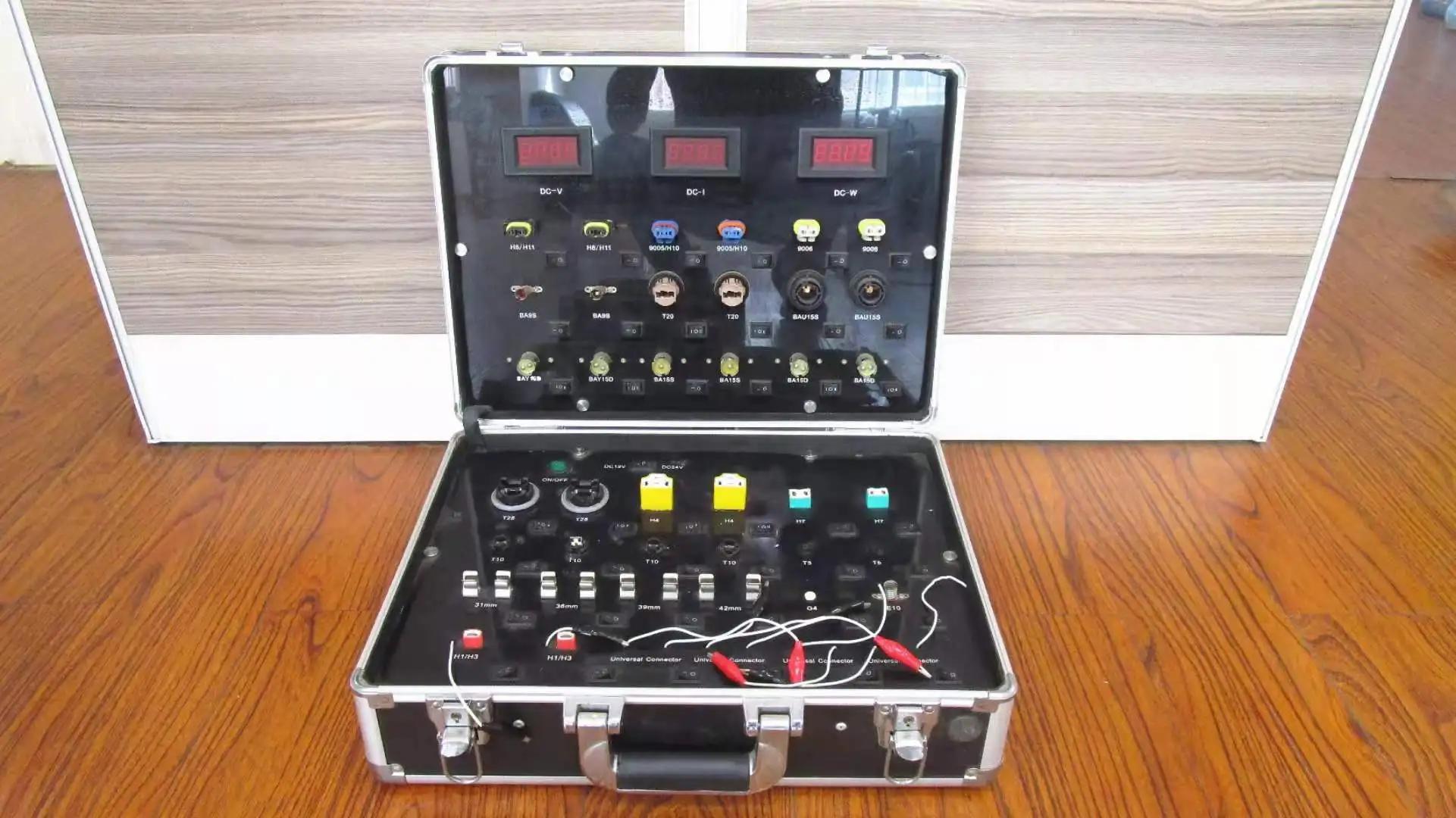 2021 Portable Silver Suitcase Aluminum Tool Empty Flight Demo Case Box Testing Machines Equipment