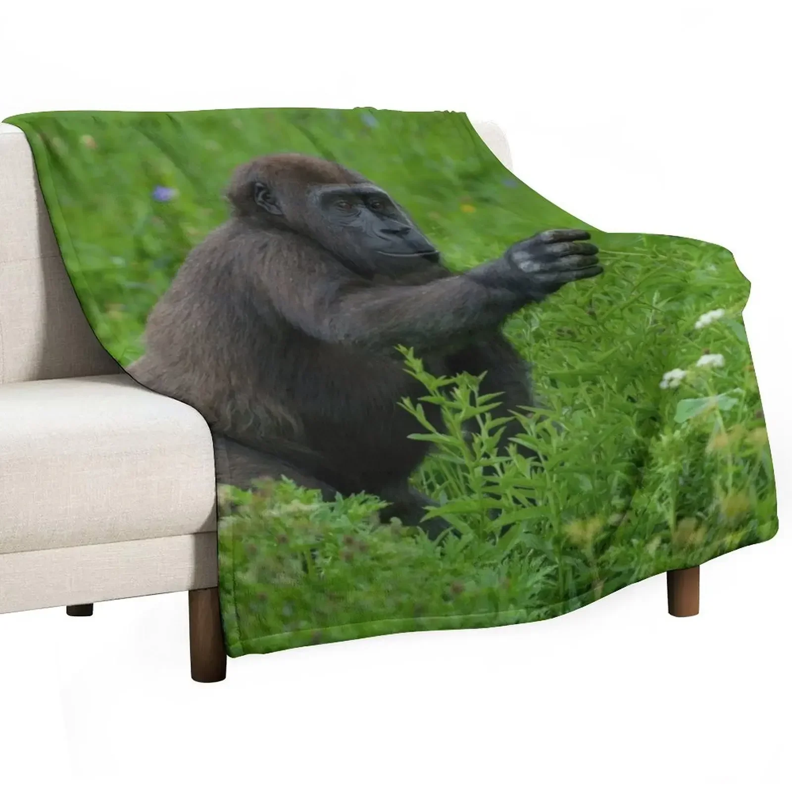 Gorilla Reaching Out Throw Blanket Flannel Fabric sofa bed Blankets