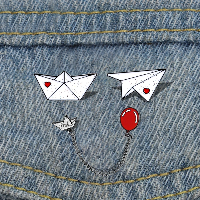 Cartoon SS Georgie Enamel Pins Red Balloon Paper boat chain Brooches clown Stephen King IT Horror movie badges jewelry gifts